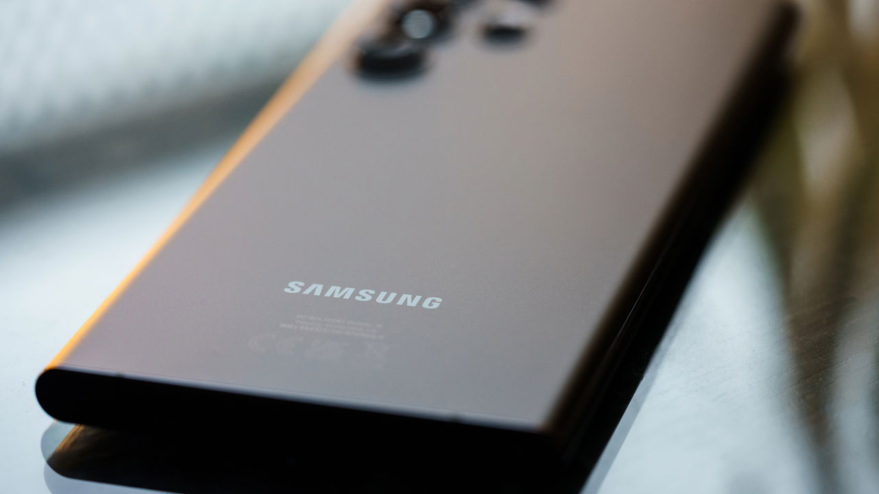 5 celulares da Samsung que vencem o iPhone na bateria