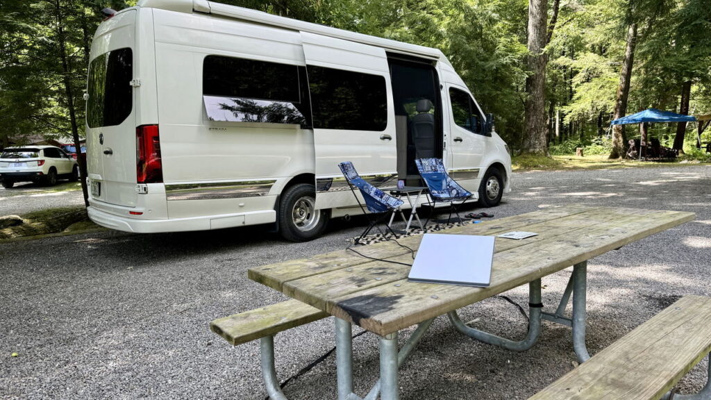 Starlink surpreende usuários com recurso inesperado na antena