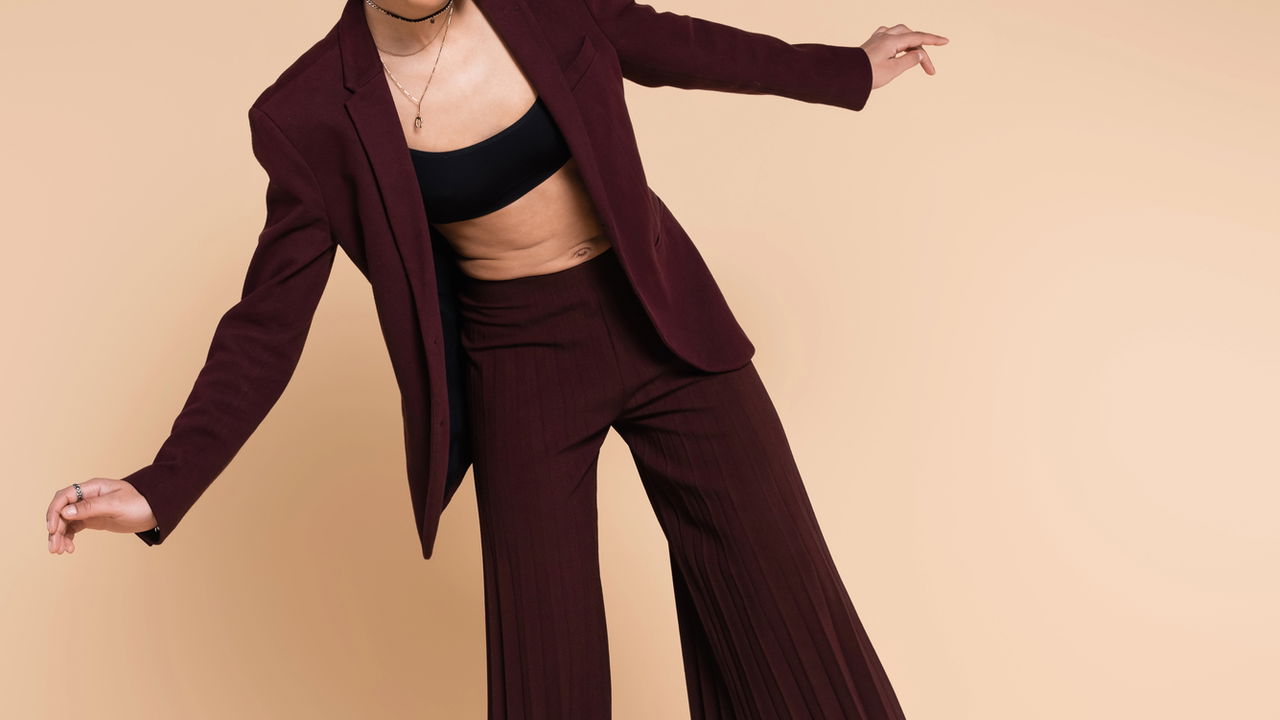 Visual ousado e fresco faz da calça balonê aposta do verão