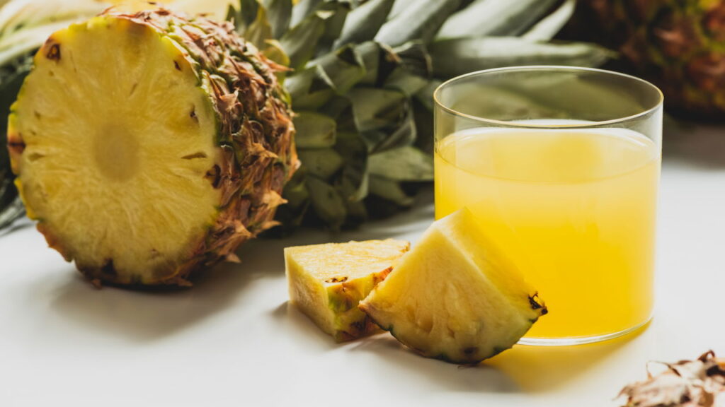 Essa fruta tem poder anti-inflamatório natural e benefícios incríveis