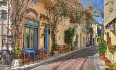 Conheça a cidade grega que nunca dorme