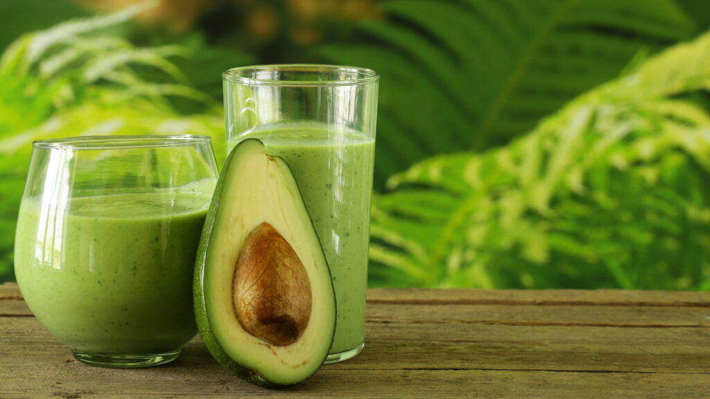 O segredo por trás da vitamina de abacate que todos querem saber