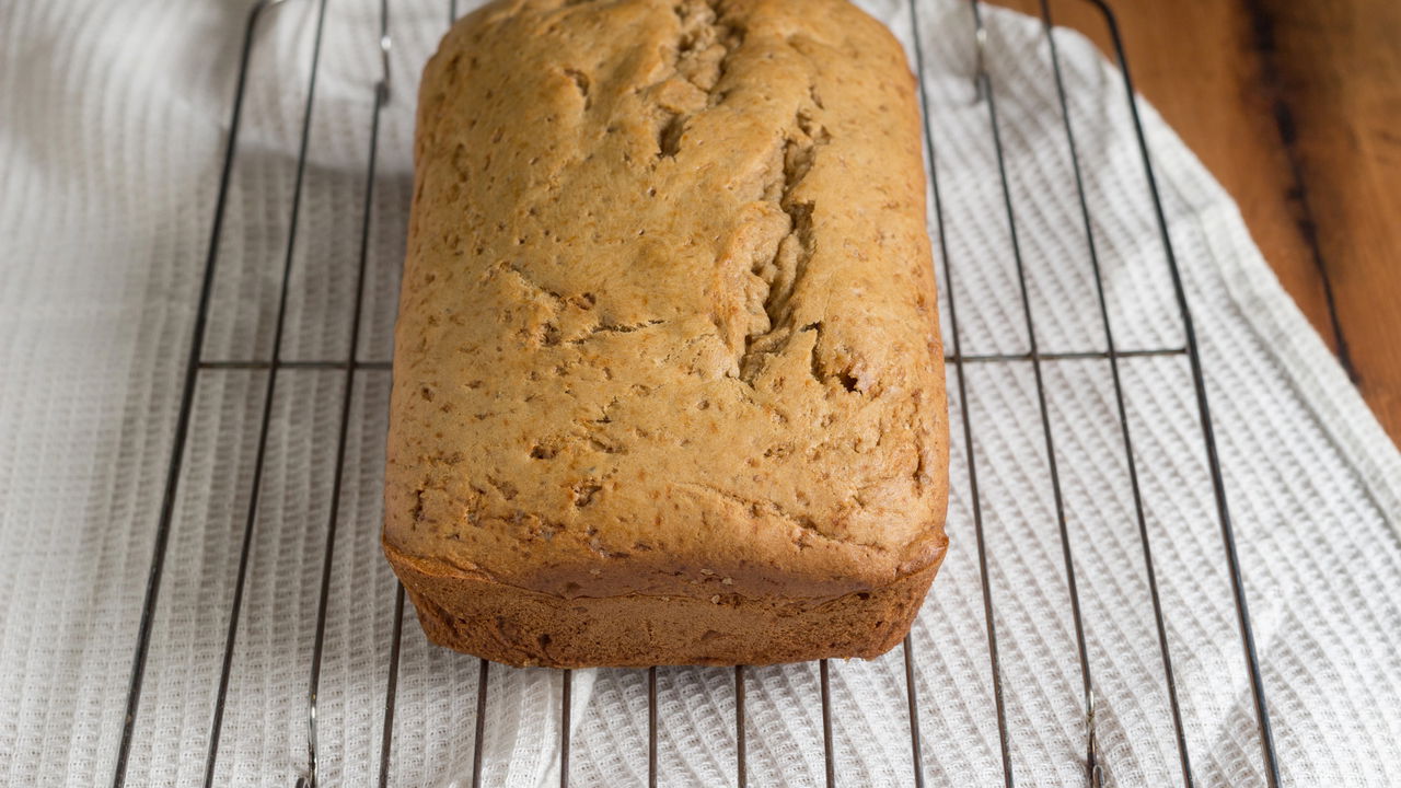 Ninguém acredita que esse bolo de banana é sem açúcar
