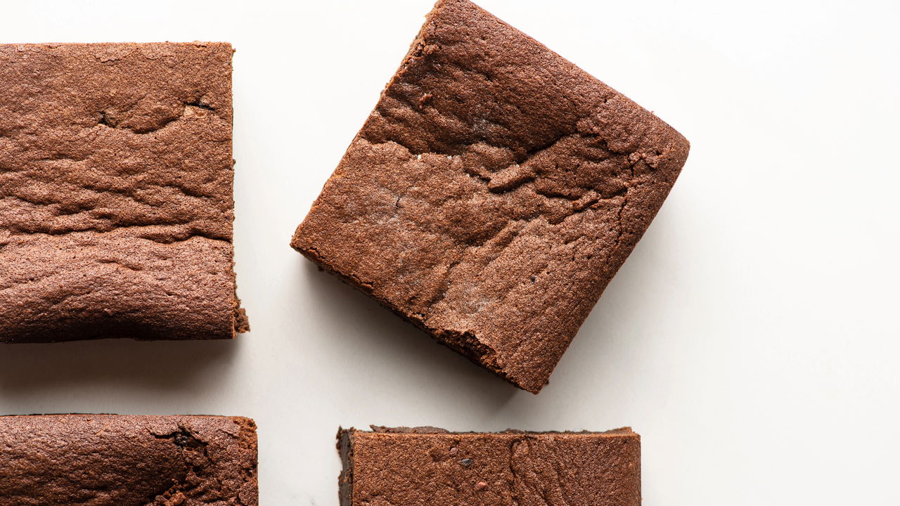 Esse bolo de chocolate sem glúten virou o queridinho das dietas