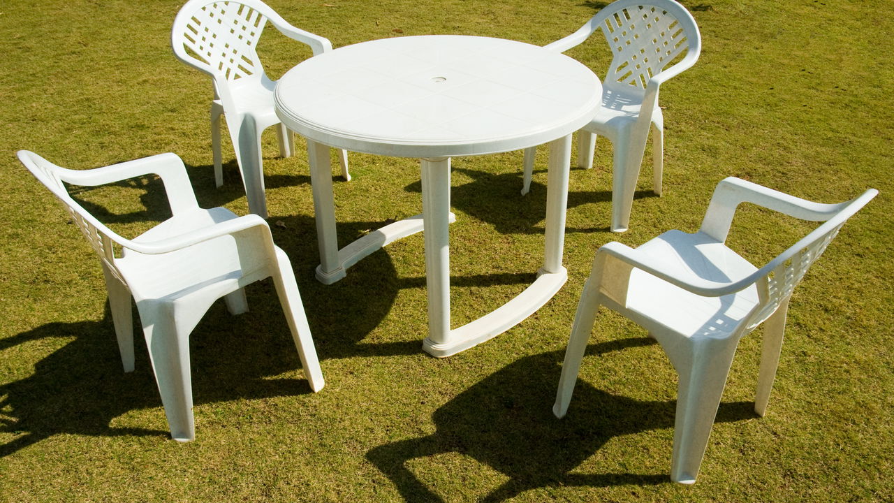 Limpeza perfeita para cadeira plástica sem gastar quase nada