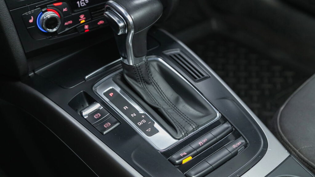  Os 5 carros automáticos mais baratos do Brasil em 2025
