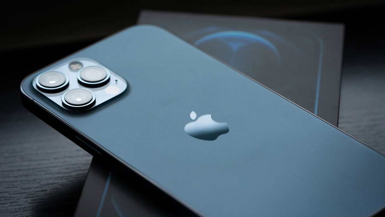 iPhone pode ganhar modo anti-espião para uso em público