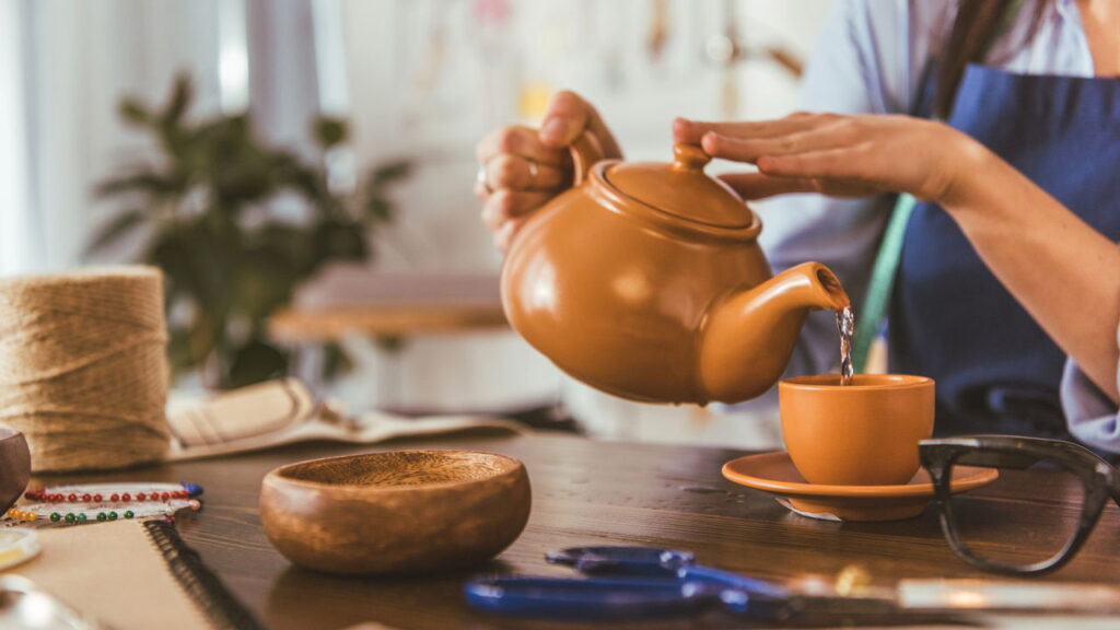 Chá calmante com efeito rápido está viralizando entre ansiosos
