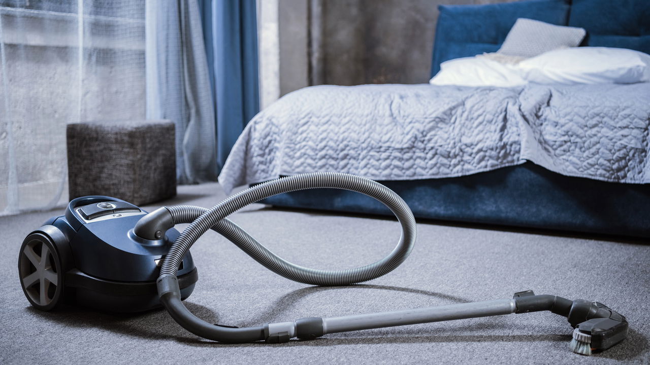 Quarto limpo e organizado começa com este hábito diário