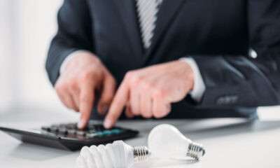 Mudanças simples que ajudam a economizar energia e abaixar a conta de luz