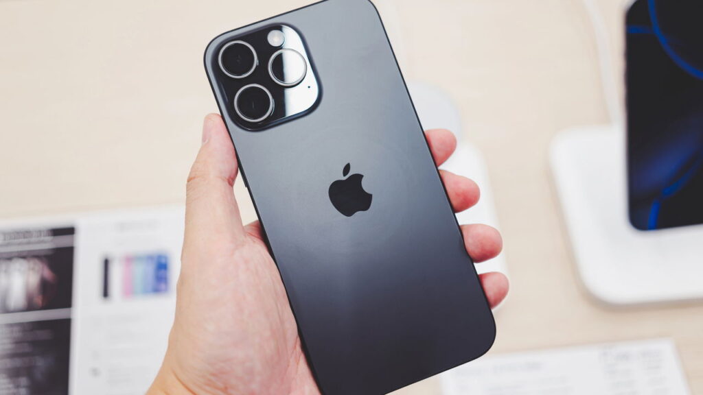 iPhone tem truque escondido que clareia fotos sem flash
