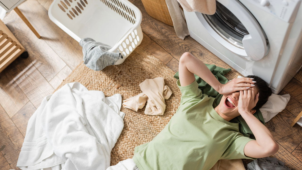 Como criar uma lavanderia funcional mesmo com pouco espaço