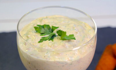 Esse molho cremoso transforma qualquer refeição simples em banquete