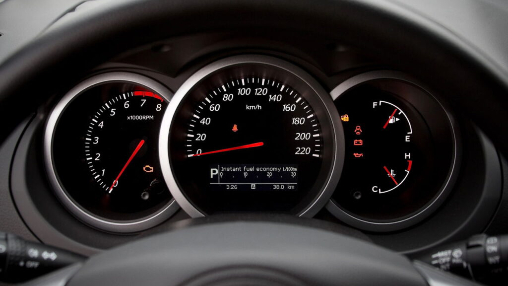 Qual o significado da Luz de Injeção Eletrônica no painel do veículo?