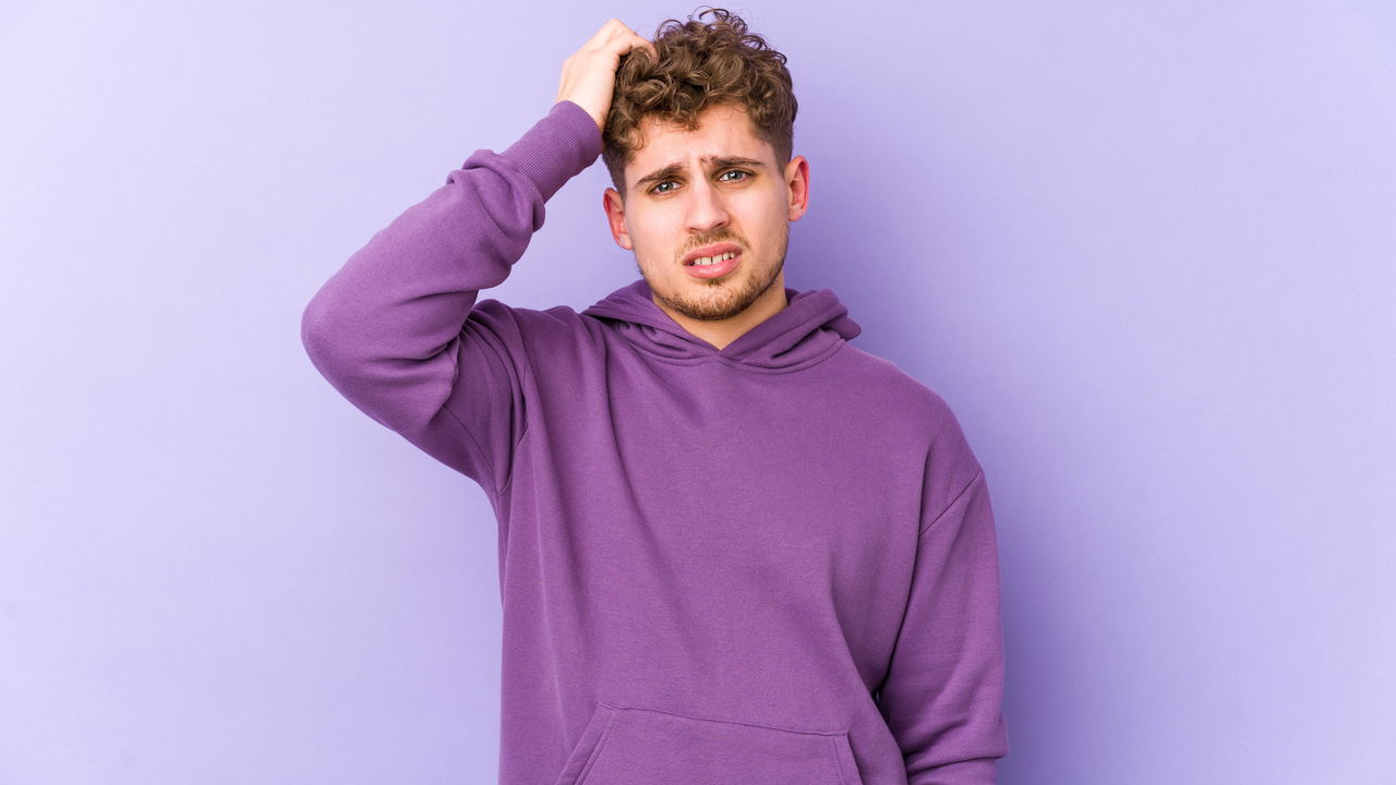 Esquecer nomes é comum e tem um motivo claro, segundo a psicologia