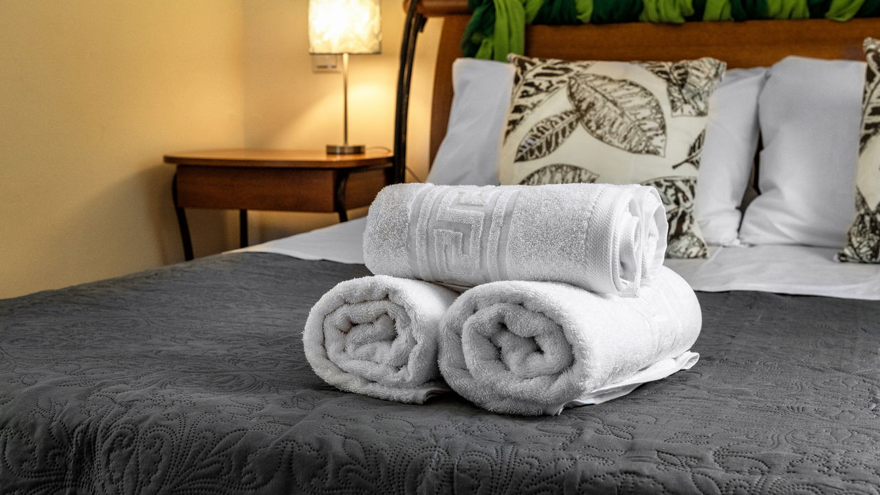 O truque para montar um quarto de hóspedes acolhedor e elegante