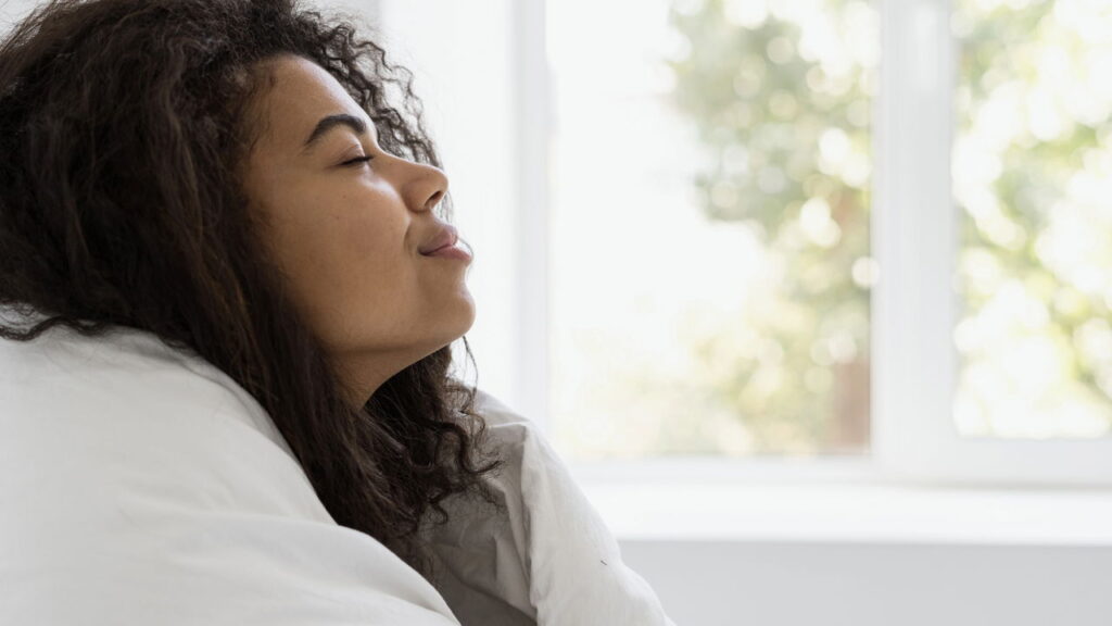 Técnica aprovada por cientistas faz você dormir rapidinho
