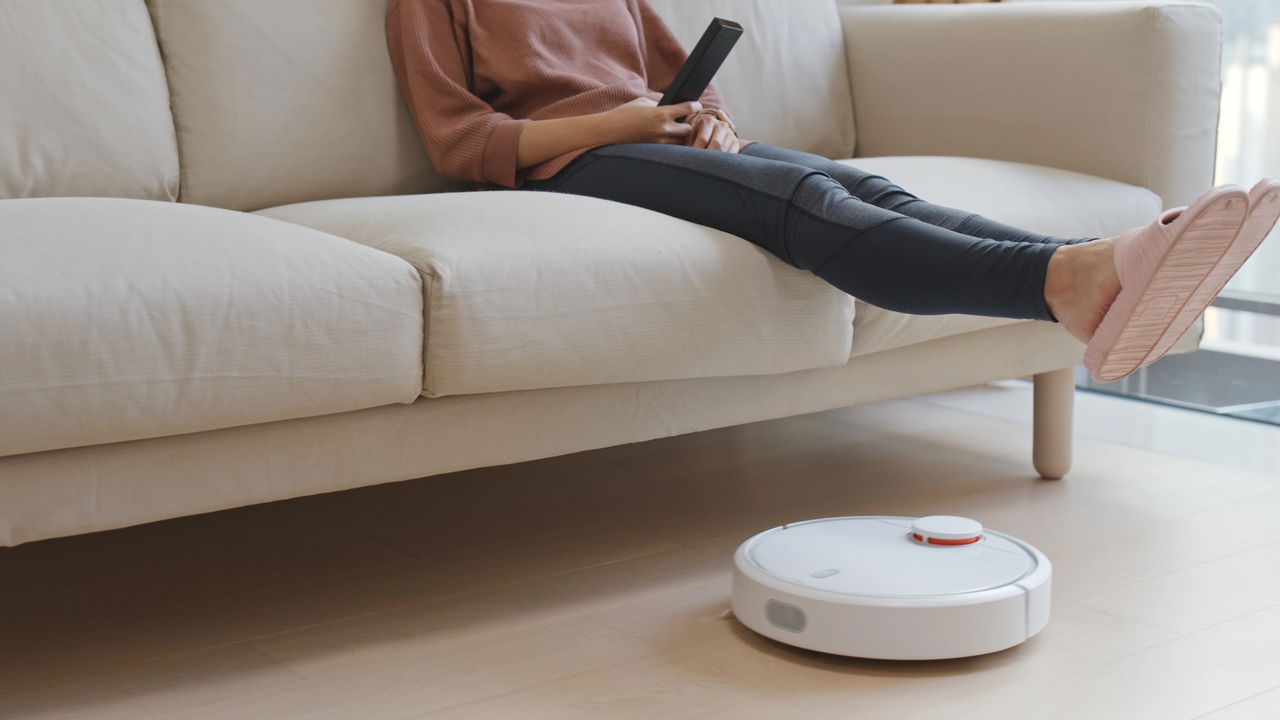 Top 6 robôs com IA que aspiram, lavam e ainda secam o chão