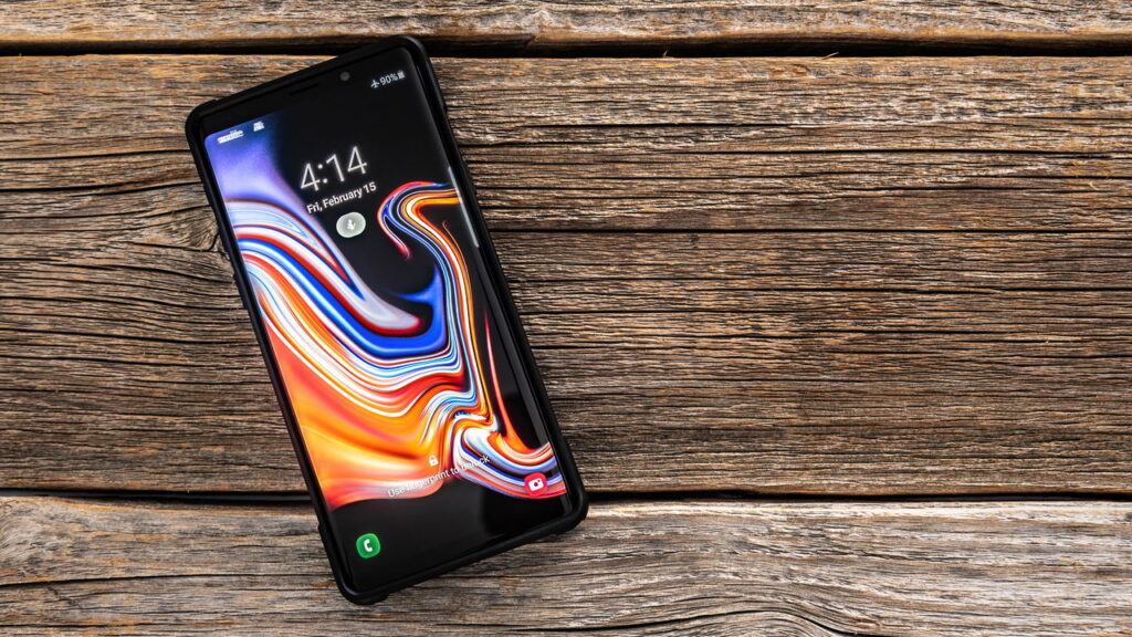 4 celulares com 5G por menos de mil e que valem cada centavo