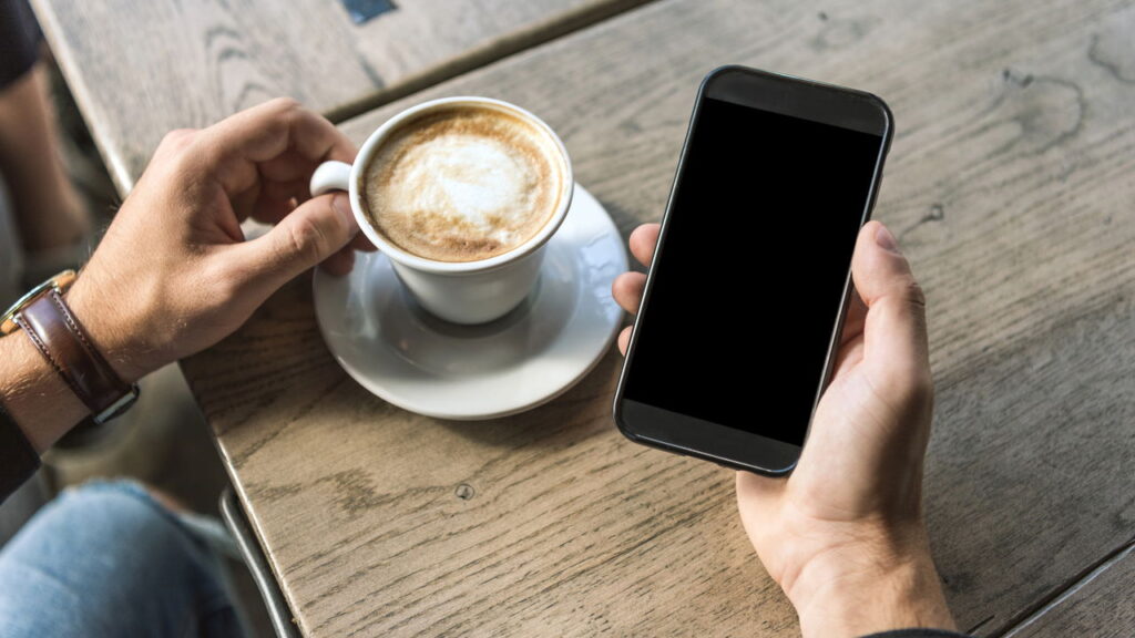 Com que frequência trocar de celular? Não é a cada dois anos, nem a cada seis meses