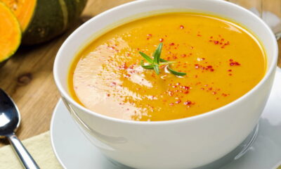 Essa sopa cremosa não leva creme de leite e é deliciosa