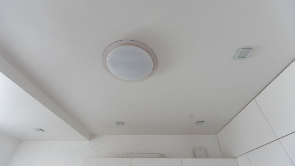 Gesso estalando não é sinal de perigo e aqui está o motivo