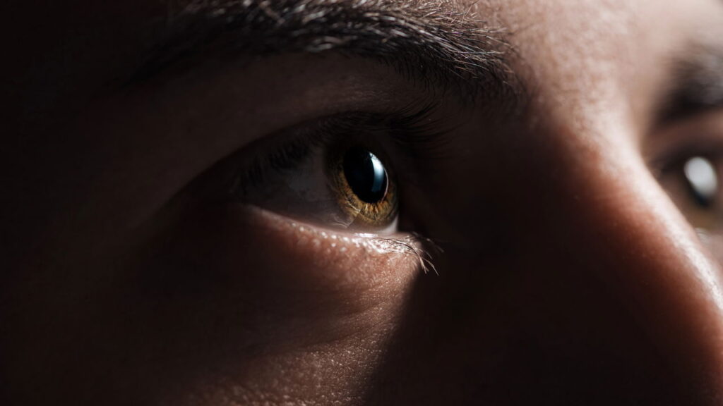 Tome apenas 1 colher com leite morno ou água antes de dormir à noite e melhore a sua visão