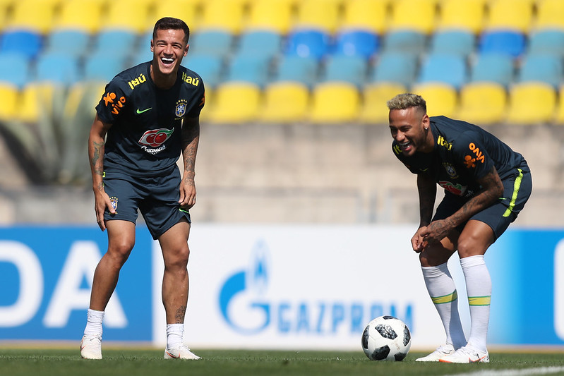 Treino em Sochi em 25 de junho de 2018. Philippe Coutinho e Neymar. Lucas Figueiredo/CBF