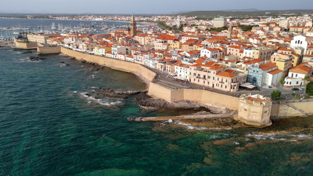 Essa cidade murada está entre os lugares mais encantadores do Mediterrâneo