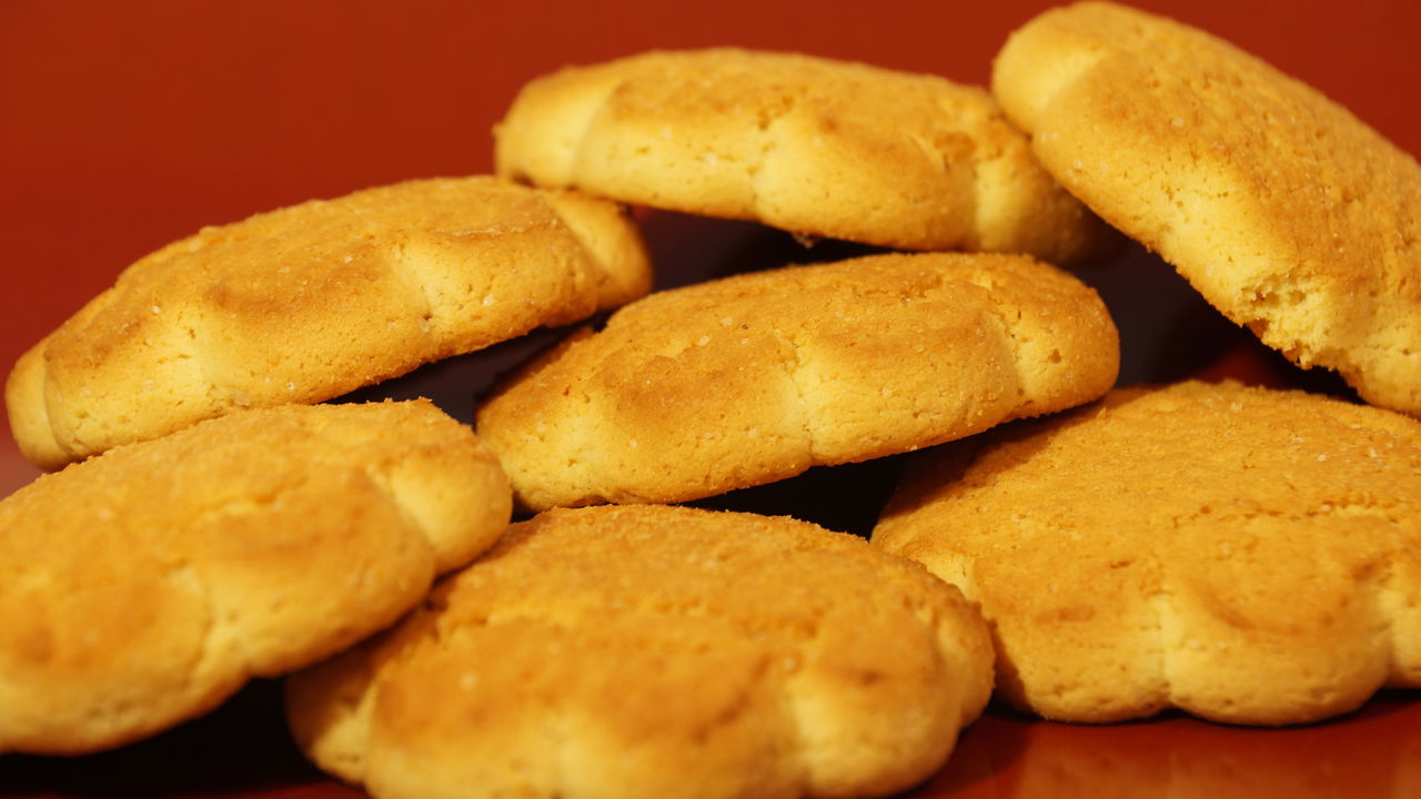 Biscoitos de leite condensado irresistível e macio