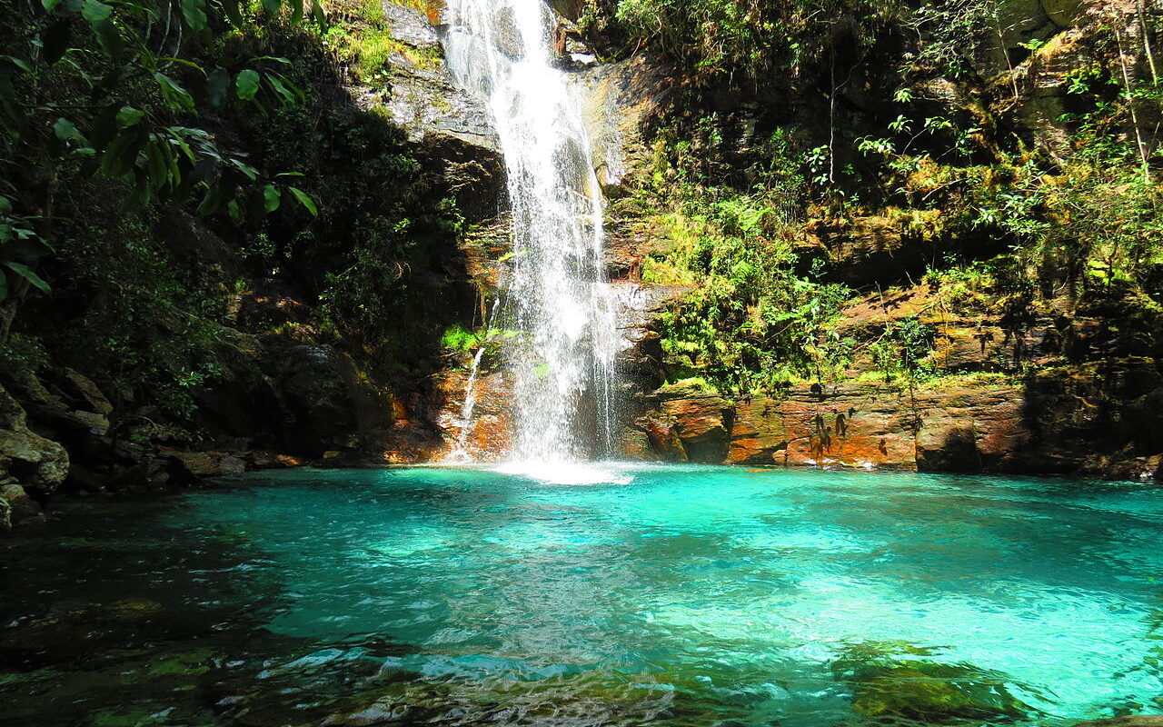 Região brasileira com montanhas e cachoeiras de tirar o fôlego