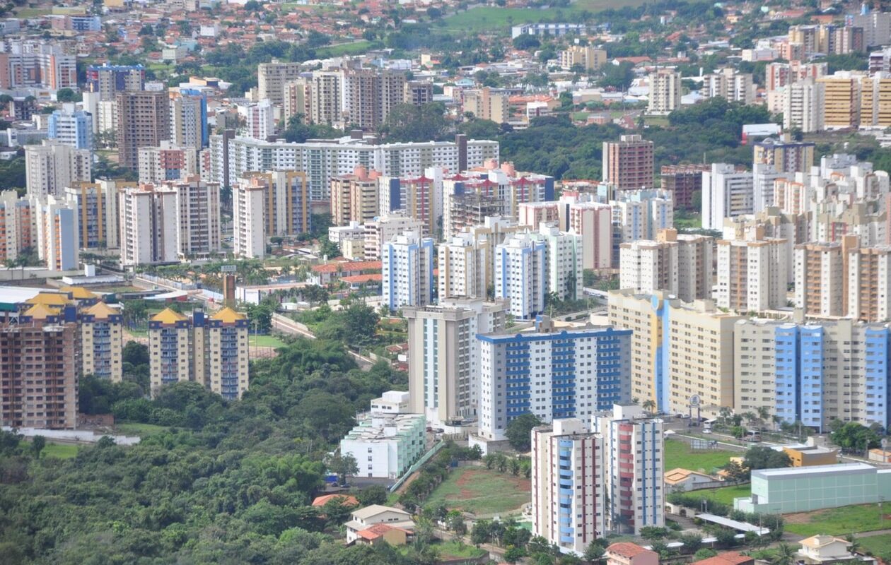 A cidade onde a água nunca esfria e o descanso é garantido