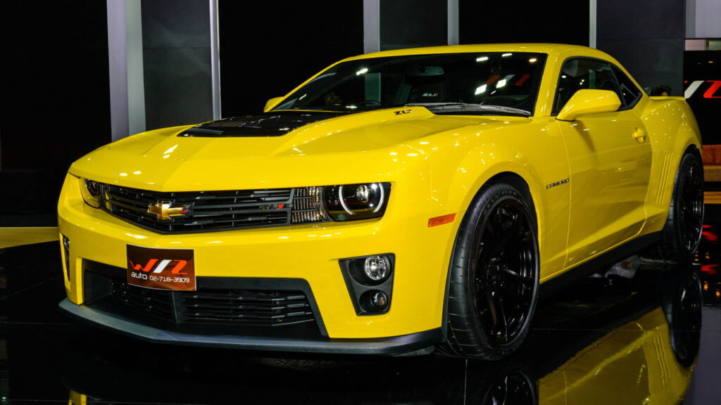 Chevrolet Camaro se mantém ícone entre carros esportivos