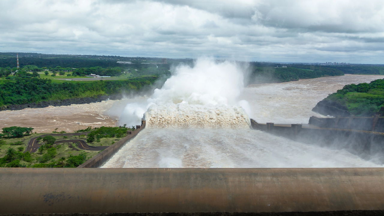Conheça a “Cidade das Águas” brasileira que encanta visitantes