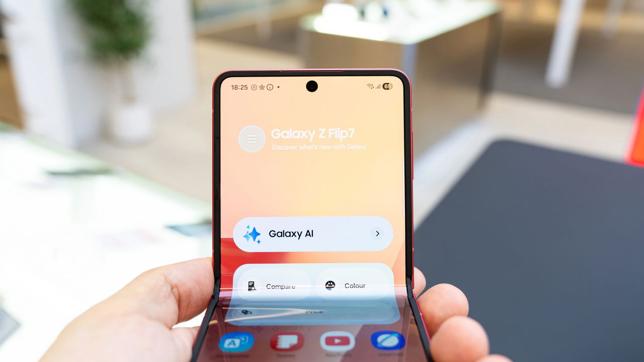 O que você precisa saber sobre celulares que dobram