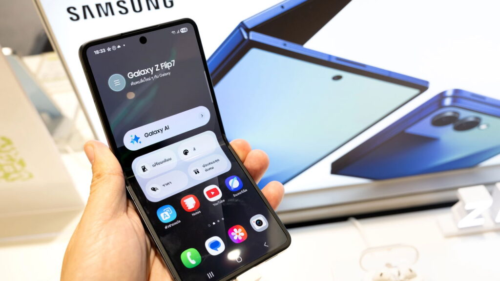 O que você precisa saber sobre celulares que dobram
