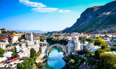 Essa cidade esquecida do Leste Europeu guarda uma ponte que mudou tudo
