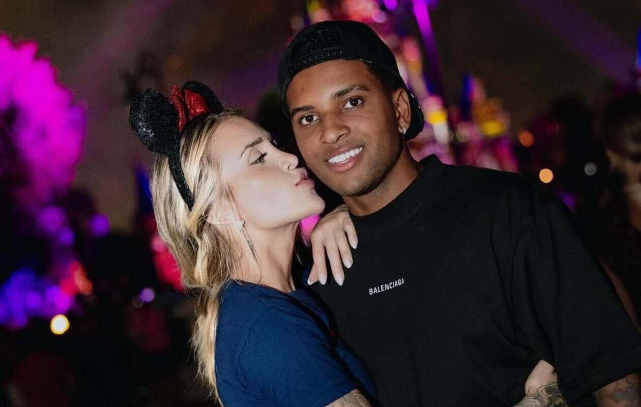 Rodrygo Goes e Bruna Rotta confirmam separação após 10 meses