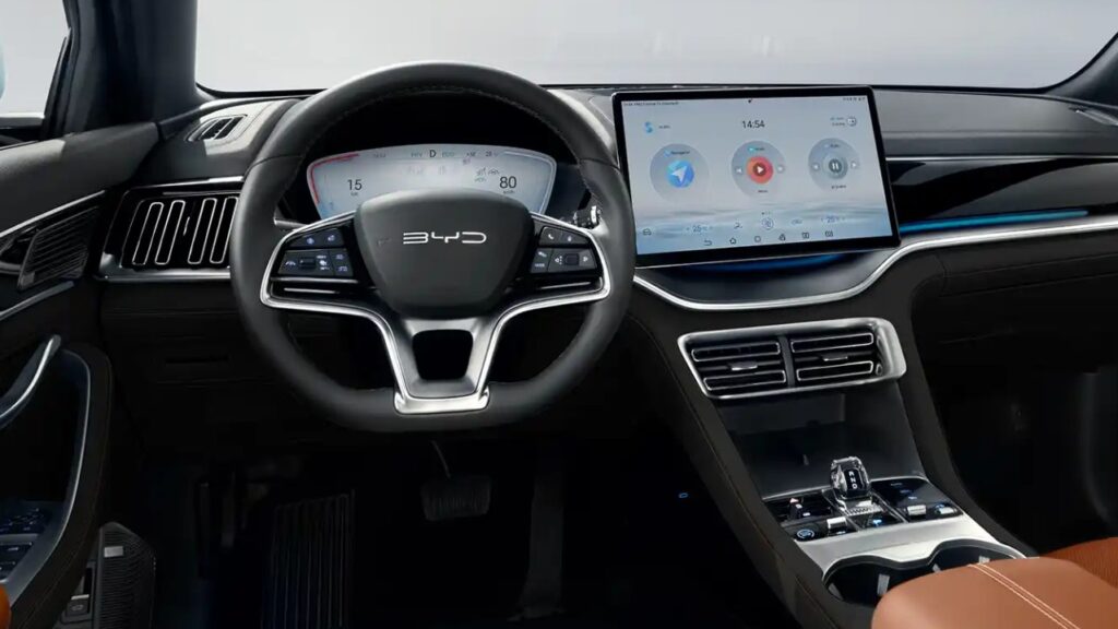 O que diferencia o BYD Song Plus no mercado competitivo de elétricos