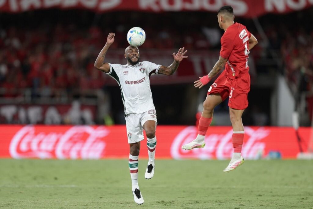 Manoel em campo pelo Fluminense