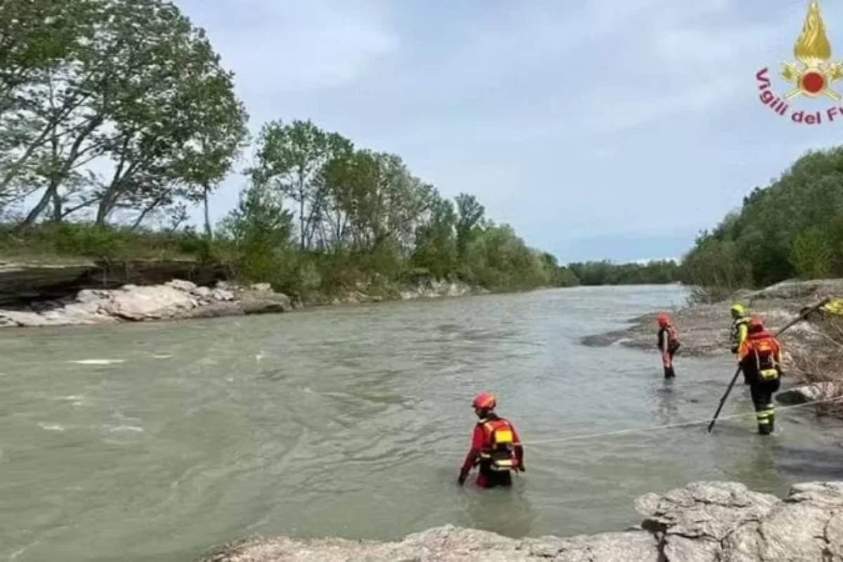 Menino de 13 anos morre afogado na Itália após cobrança de dívida