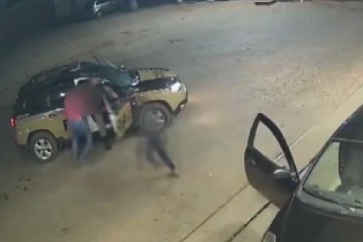 Mulher foge de sequestro e pede ajuda à PM em Minas Gerais