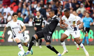 Marlon Freitas em campo pelo Botafogo