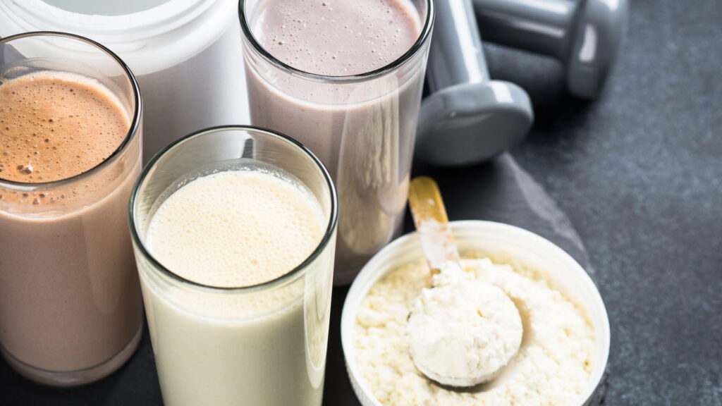 Receitas de batidos de proteína que constroem músculos sem engordar