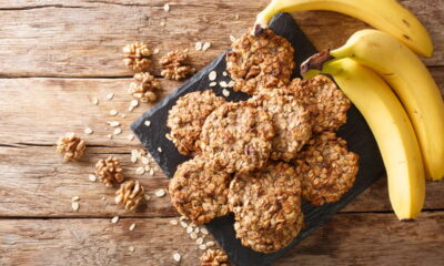Faça biscoito de banana com aveia em 15 minutos