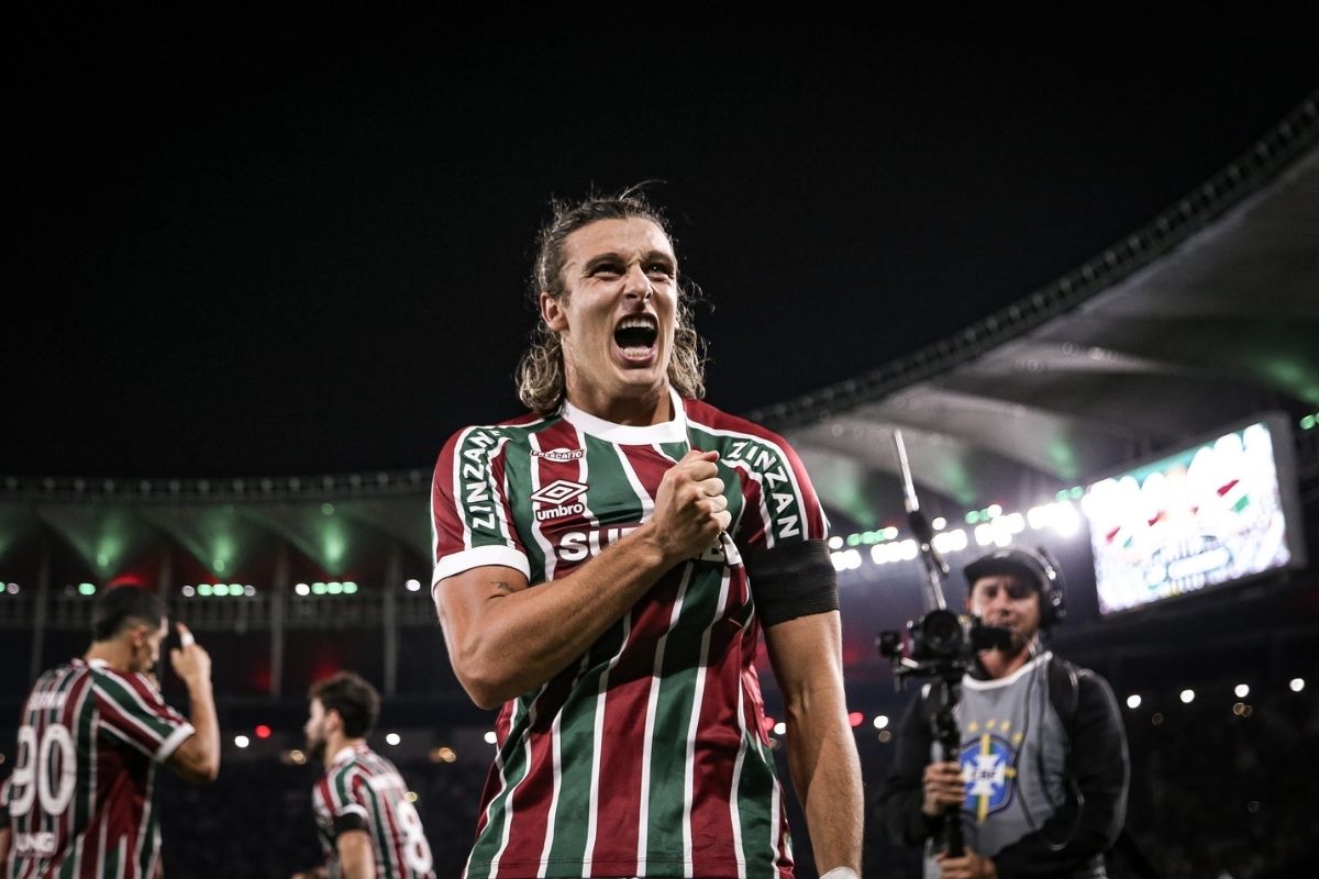 Canobbio comemorando gol pelo Fluminense