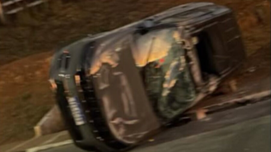 Carro da esposa de Matheus Mendes, jogador do América