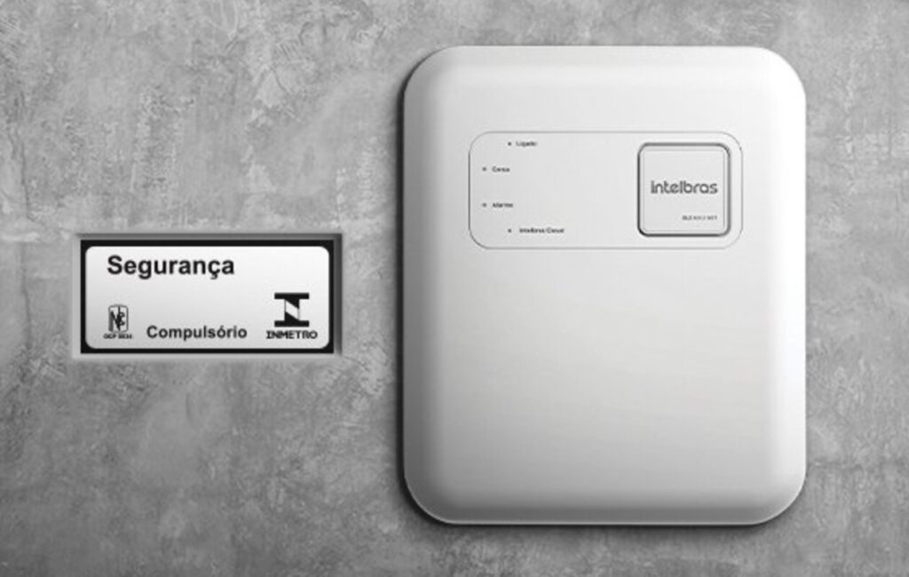 Central de cerca elétrica que funciona sozinha
