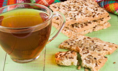 A receita de chá de amendoim que virou tradição no inverno