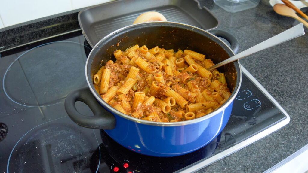 Cinco cooktops por indução mais desejados de 2025
